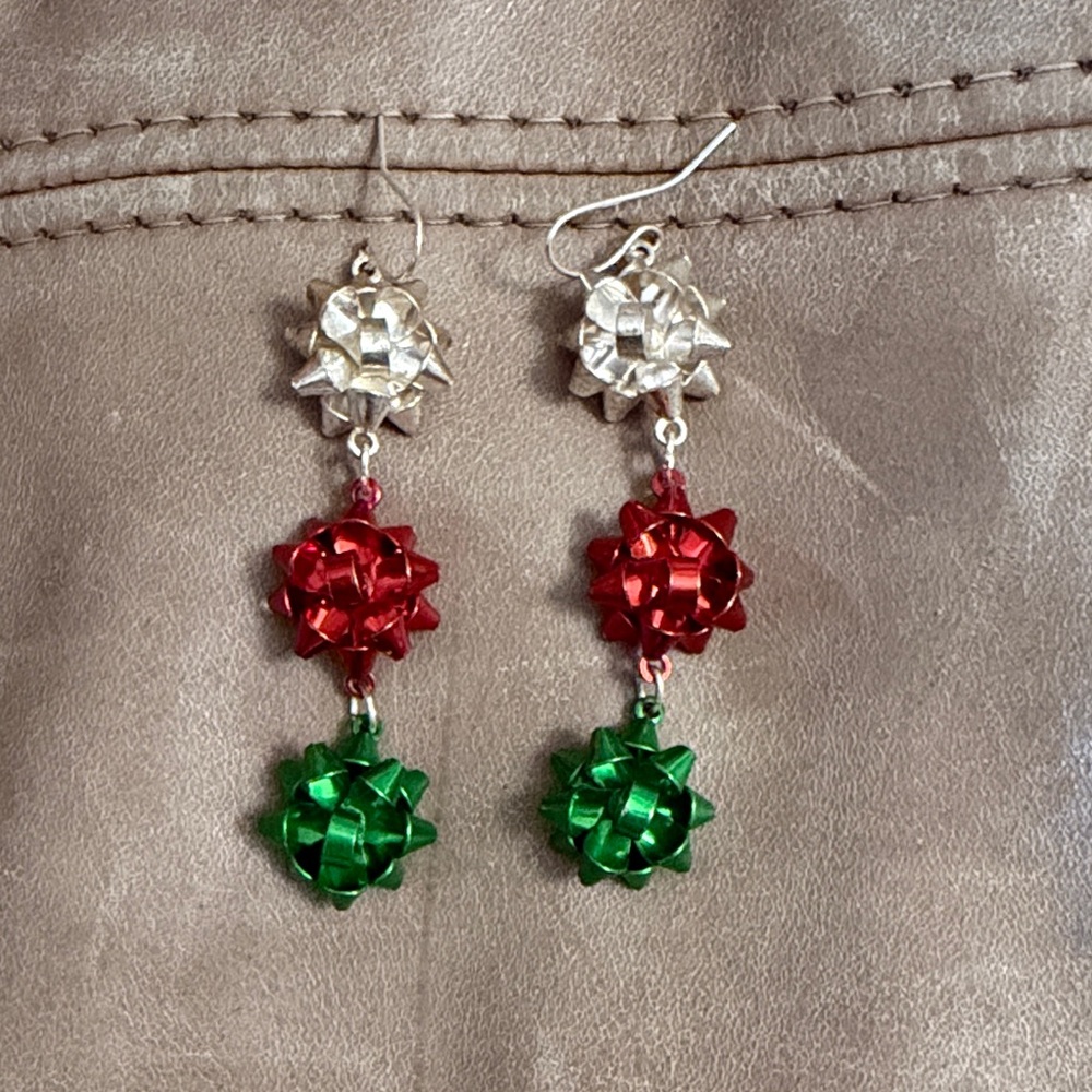 Festive Red and Green Bow Earrings